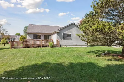 13717 Remington Dr, Bath, MI 48808 photo 36
