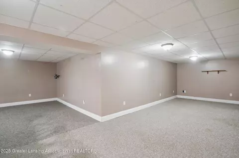 13717 Remington Dr, Bath, MI 48808 photo 26