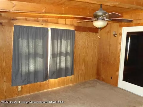 3205 Aurelius Rd, Lansing, MI 48910 photo 16