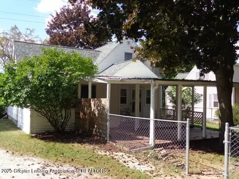 3205 Aurelius Rd, Lansing, MI 48910 photo 28