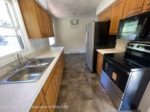 Kitchen - 5922 Pheasant Ave, Lansing, MI 48911 photo 1 of 1