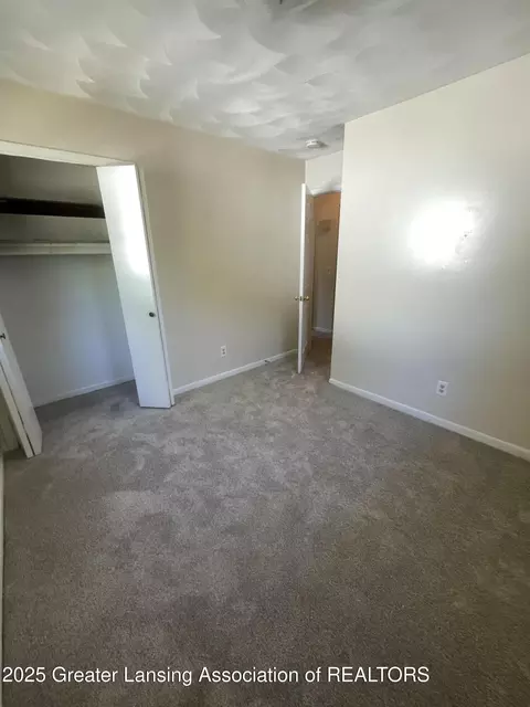 Bedroom - 5922 Pheasant Ave, Lansing, MI 48911 photo 3 of 3