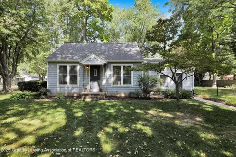 4568 Grove St, Holt, MI 48842