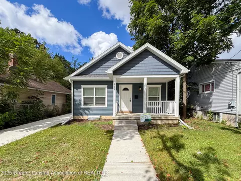 819 N Jenison Ave, Lansing, MI 48915