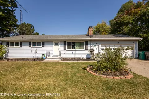 5723 E Saginaw Hwy, Grand Ledge, MI 48837