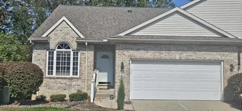 2943 Marfitt Rd #24, East Lansing, MI 48823
