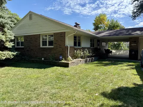 1723 Windsor Pl, Lansing, MI 48910