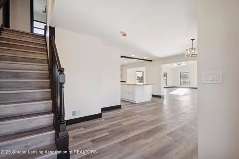 Entry Way - 1551 E Lovejoy Rd, Perry, MI 48872 photo 1 of 4