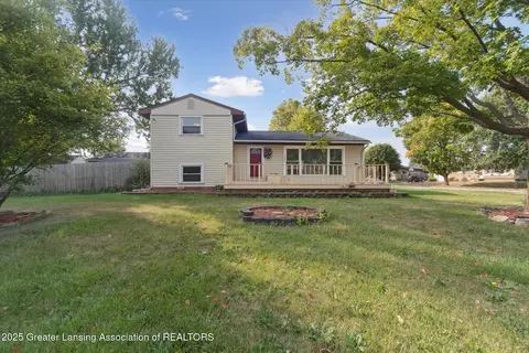 3333 W Willow St, Lansing, MI 48917