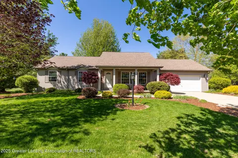 2871 Old Hickory Ln, Charlotte, MI 48813