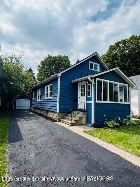 918 Mckim Ave, Lansing, MI 48910