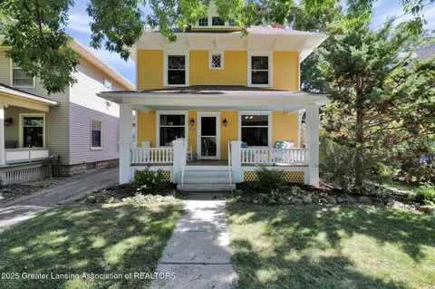 418 N Sycamore St, Lansing, MI 48933