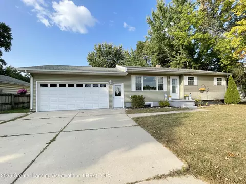 706 W Shepherd St, Charlotte, MI 48813