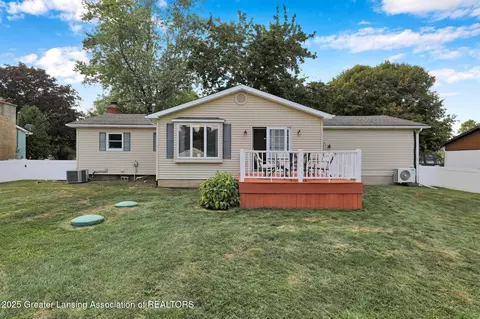5576 Eugene Dr, Dimondale, MI 48821 photo 34