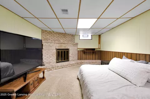 5576 Eugene Dr, Dimondale, MI 48821 photo 31