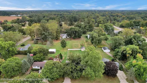 5576 Eugene Dr, Dimondale, MI 48821 photo 44