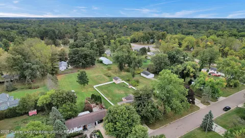5576 Eugene Dr, Dimondale, MI 48821 photo 43