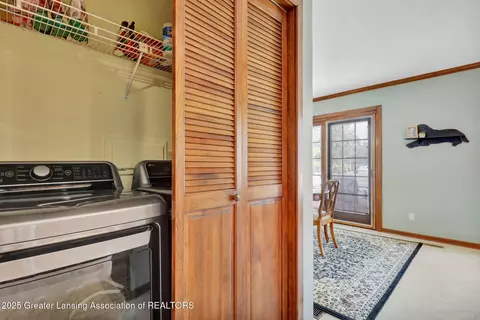 5576 Eugene Dr, Dimondale, MI 48821 photo 22