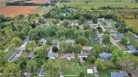 5576 Eugene Dr, Dimondale, MI 48821 photo 38