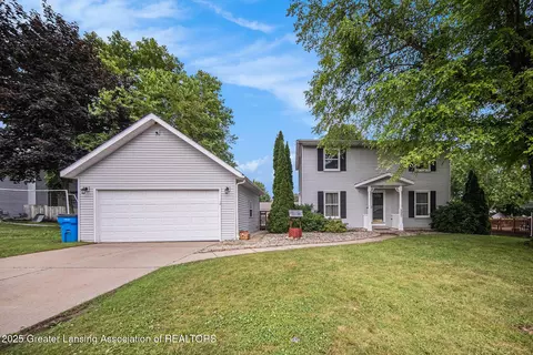 5243 S Boulder St, Jackson, MI 49201