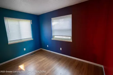 Bedroom - 5200 Wise Rd, Lansing, MI 48911 photo 5 of 5