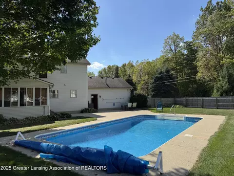 Exterior - 3990 Camperdown Dr, Lansing, MI 48911 photo 5 of 5