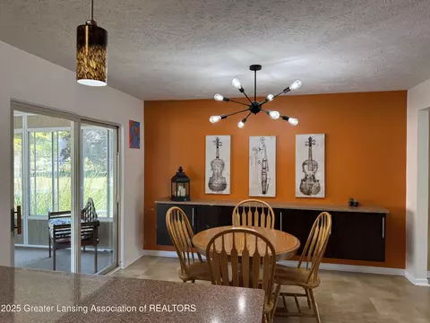 Dining - 3990 Camperdown Dr, Lansing, MI 48911 photo 1 of 2