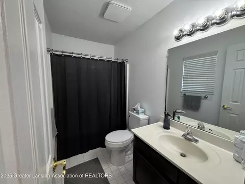 Bath - 3990 Camperdown Dr, Lansing, MI 48911 photo 1 of 3