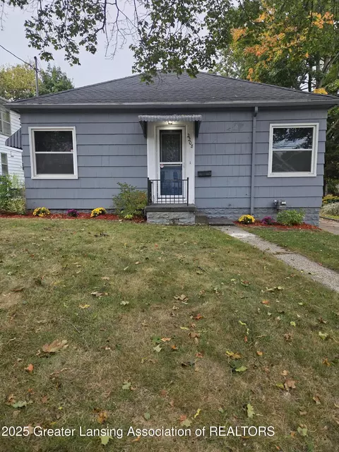 2208 Lyons Ave, Lansing, MI 48910