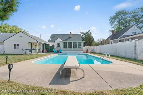 Exterior - 2189 N Aurelius Rd, Holt, MI 48842 photo 4 of 7