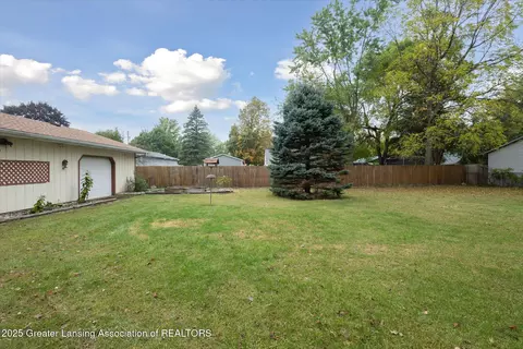 Exterior - 508 W 3rd St, Charlotte, MI 48813 photo 6 of 8