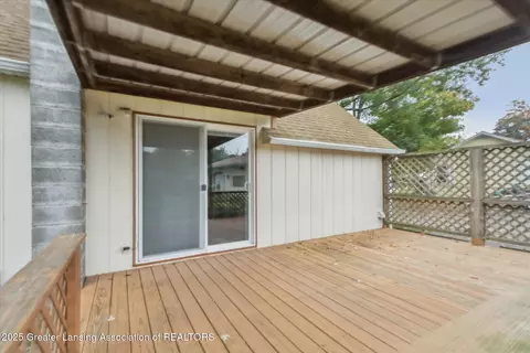 Exterior - 508 W 3rd St, Charlotte, MI 48813 photo 4 of 8