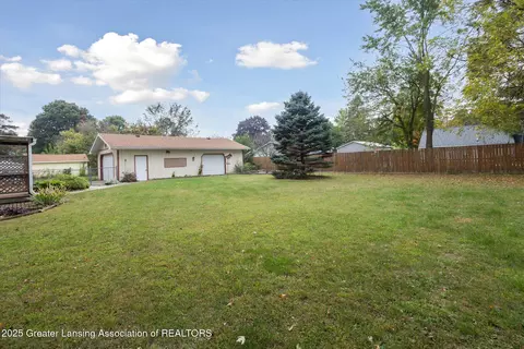 Exterior - 508 W 3rd St, Charlotte, MI 48813 photo 7 of 8