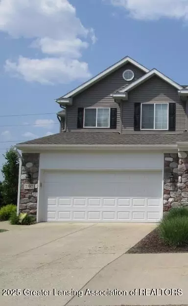 2302 Fieldstone Dr, Okemos, MI 48864