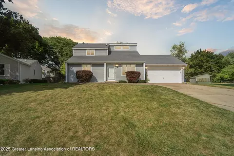 4810 Malta Cir, Lansing, MI 48917