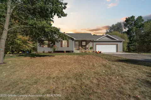 2511 Gould Rd, Onondaga, MI 49264