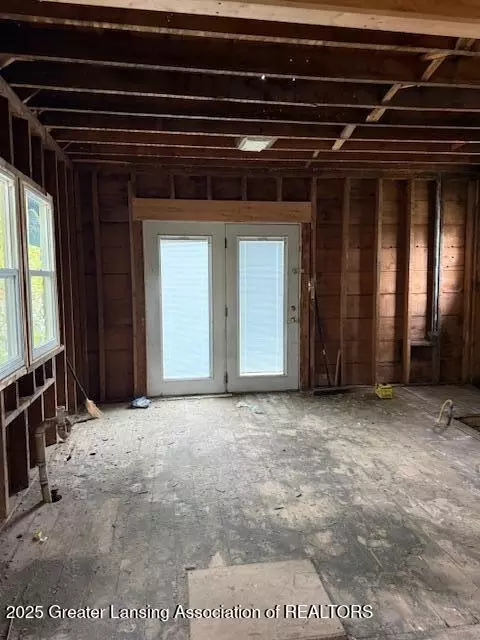 Other - 910 S Jackson St, Jackson, MI 49203 photo 4 of 9