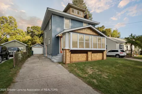 2107 Teel Ave, Lansing, MI 48910
