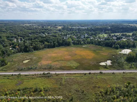 6003 Green Rd, Haslett, MI 48840