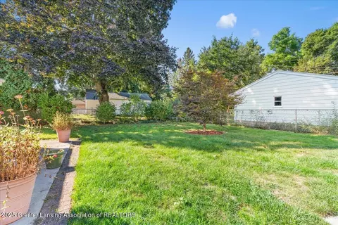 Exterior - 1124 Pershing Ave, Lansing, MI 48910 photo 4 of 6