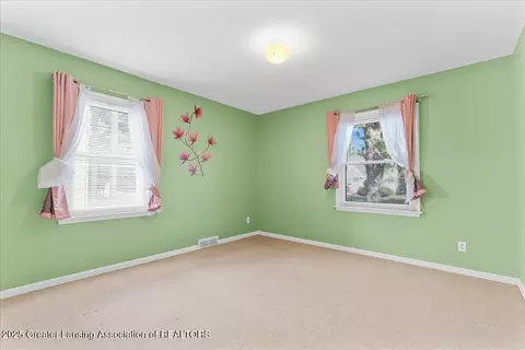 Bedroom - 1124 Pershing Ave, Lansing, MI 48910 photo 2 of 3