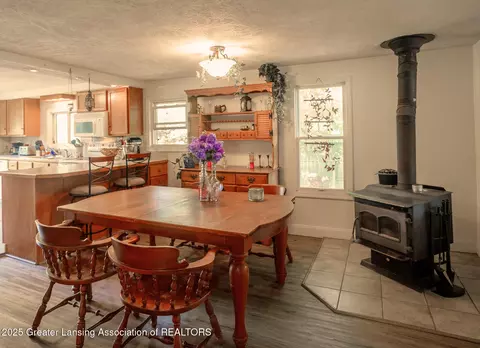 Dining - 126 E Hamilton St, Dimondale, MI 48821 photo 1 of 1