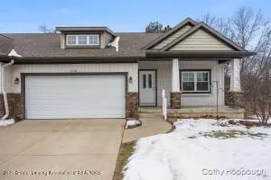 1985 Aspen Valley Ln, Ionia, MI 48846