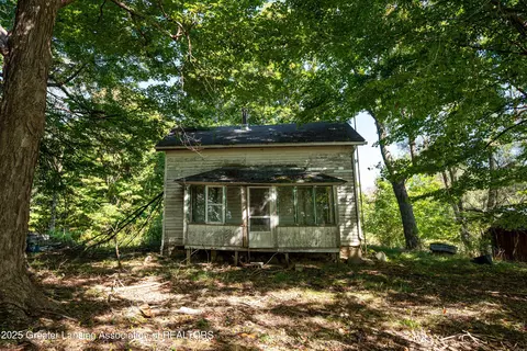 5003 Nims Rd, Leslie, MI 49251