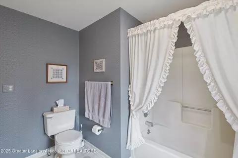 13132 Old Hickory Trl, Dewitt, MI 48820 photo 27