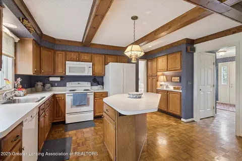13132 Old Hickory Trl, Dewitt, MI 48820 photo 16