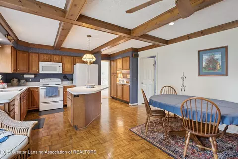 13132 Old Hickory Trl, Dewitt, MI 48820 photo 18