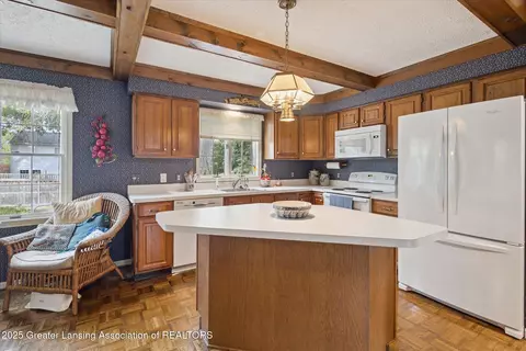 13132 Old Hickory Trl, Dewitt, MI 48820 photo 20