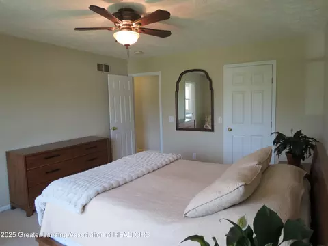 Bedroom - 1111 Lacosta Dr, Dewitt, MI 48820 photo 3 of 13