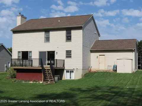 Exterior - 1111 Lacosta Dr, Dewitt, MI 48820 photo 3 of 8